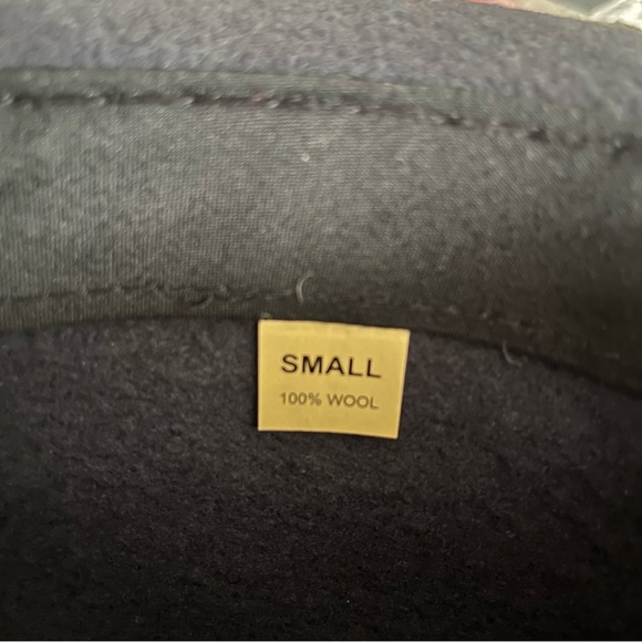 Fedora Hat 🎩 - Picture 6 of 6